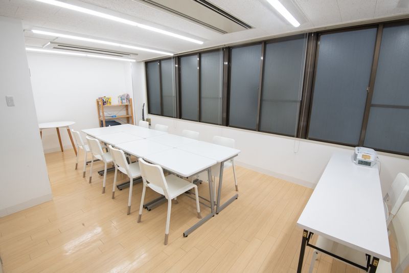 15名まで可！清潔で静か、使いやすい左側部屋 - 難波CITY南館前多目的スペース