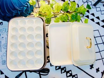 たこ焼き器・ホットプレート♪リコパ💕 - 新大阪駅2分♪MSPACE 【パラム新大阪駅前】100インチスクリーン/高性能プロジェクターの設備の写真