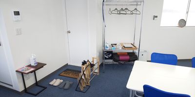 入口付近 - レンタルスペースひだまり 会議/教室/サロン/撮影/ヨガの室内の写真