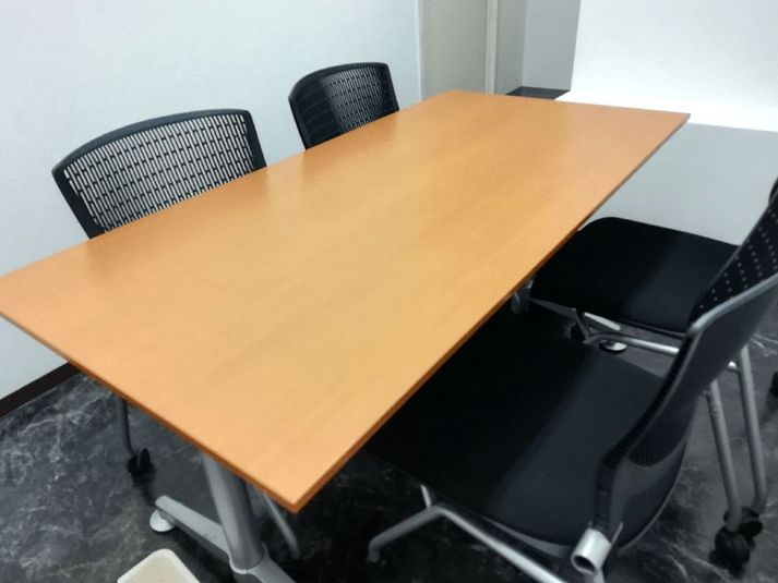 第４会議室4席（～4名様）半個室 - TAKASAKI BASE