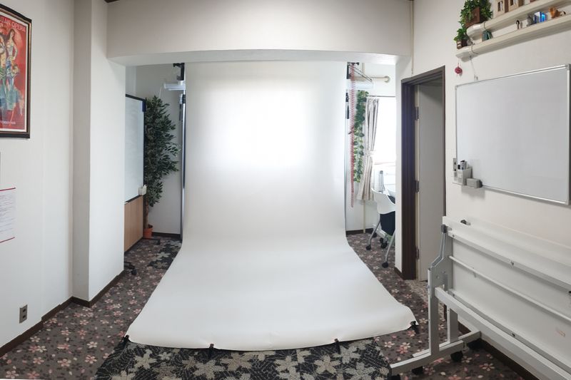 開放感ある明るい中野貸し会議室 - 景色の良い新規オープン駅2分保留