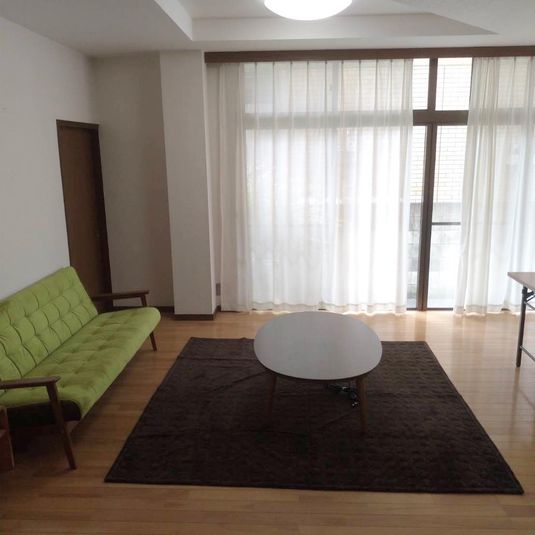 キッチン付きレンタルスペース - おうちスペースflat