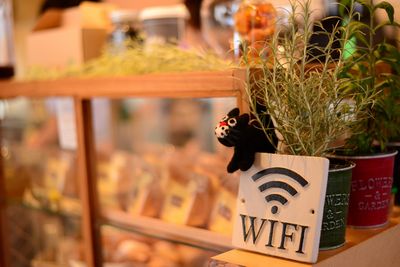 Free Wi-Fi - Car＆Cafe PICCOLO 多目的ルームの設備の写真