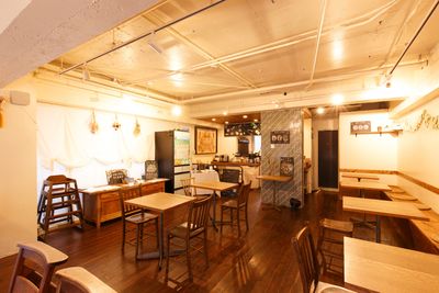 （掲載停止）国分寺CAFE店 会議・セミナー・パーティーの室内の写真
