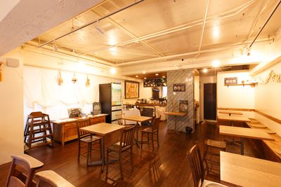 国分寺CAFE店 動画撮影の室内の写真