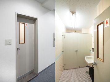 女子トイレ：大便器☓1 - 貸会議室ルームス水道橋店 【ROOMs水道橋店 第4会議室】水道橋駅 西口改札徒歩2分の室内の写真