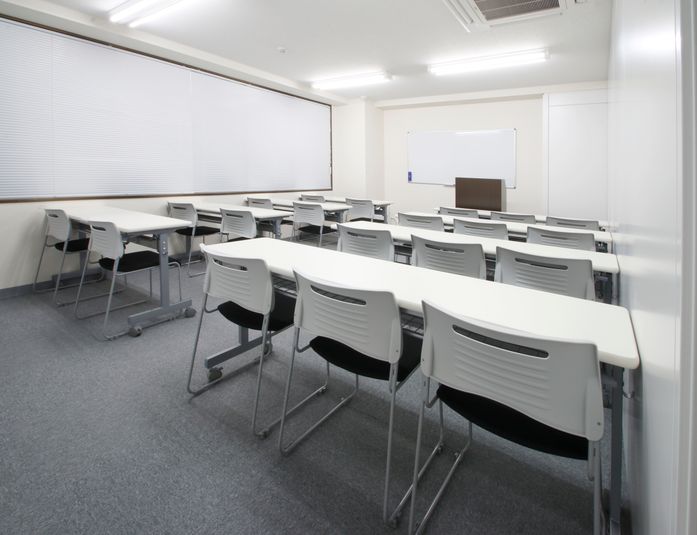 【ROOMs水道橋店 第4会議室】水道橋駅 西口改札徒歩2分 - 貸会議室ルームス水道橋店