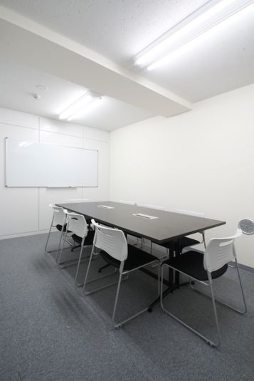 【ROOMs水道橋店 第3会議室】水道橋駅 西口改札徒歩2分 - 貸会議室ルームス水道橋店