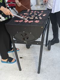 炭火で焼きたいものを持ち込んでくださいね。（ご要望があればご準備しておきます） - ヴィネリア・ピンコパリーノ ルーフトップオープンスペースの室内の写真