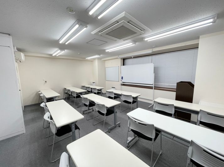 【ROOMs水道橋店 第2会議室】水道橋駅 西口改札徒歩2分 - 貸会議室ルームス水道橋店