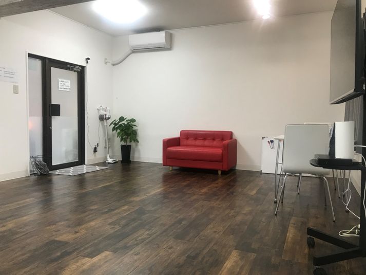 レンタルスペース　エキニシ　楽 - レンタルスペース　エキニシ　楽