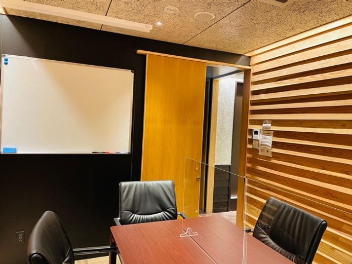 【浦和：八千代ビル】103号室 - 埼玉カンファレンスセンター