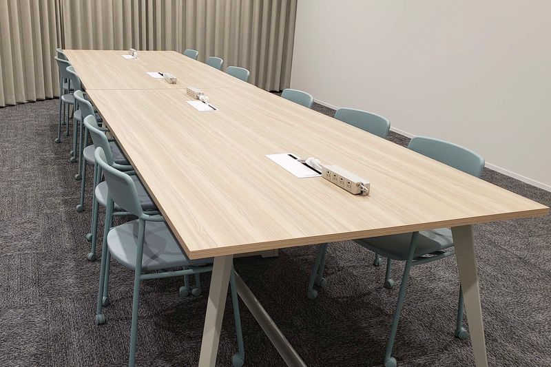 12名会議室 - ATOMica北九州