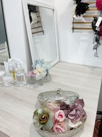 撮影等で、アクセサリー類を利用したい場合は、現地決済にてご利用いただけます。 - myclosetヘアセットブース レンタルサロンの設備の写真