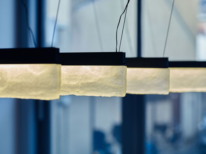 自然光の入るレンタルワークスペース - mado