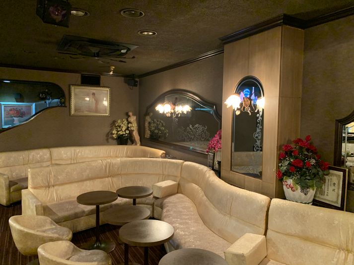 赤坂老舗高級クラブをシェアスペースに！ - クラブ　シルビー