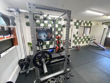 ジム全体像3 - ROSSO GYM スポーツ施設、ジムの室内の写真