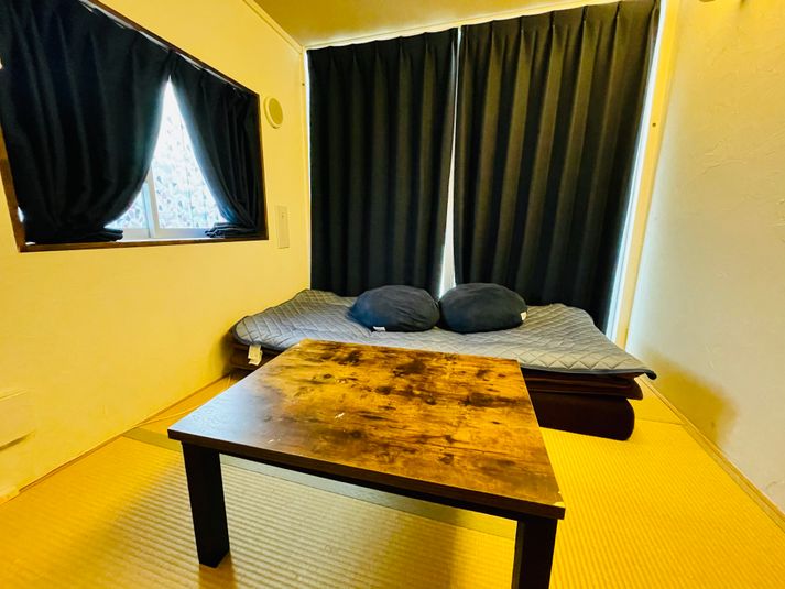 モダンデザイン和室 - ゲストハウス小野家