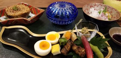 仕出し料理で京都を楽しむのもおすすめ
（別途ご注文） - 京都高瀬川の町家  CanalHouseの室内の写真