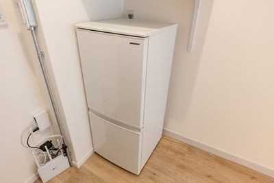 冷蔵庫もご利用ください。 - feel Asakusa STAY 301レンタルルームの設備の写真
