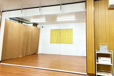 大型ミラー - レンタルスタジオStar阪南 阪南でダンスができるレンタルスタジオの設備の写真