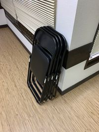 椅子14脚置いています。(残りは倉庫です) - レンタルスペースDeals水前寺 Deals水前寺  ２階スタジオの設備の写真