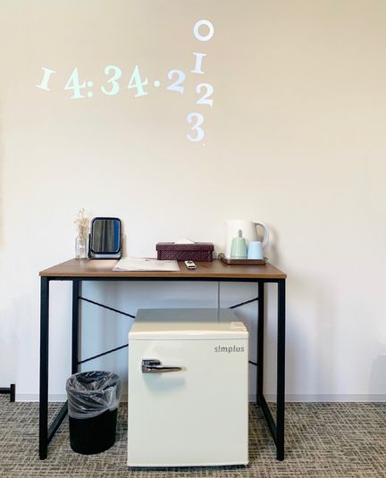 大画面プロジェクター付 #26 - どやねんホテルズ ヤマト