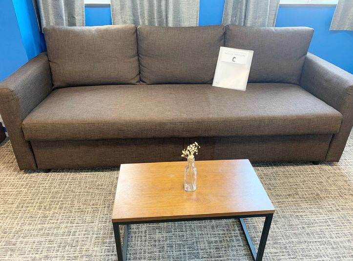 大画面プロジェクター付 #26 - どやねんホテルズ ヤマト