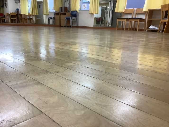 Bルーム　ダンスレッスン、練習、セミナーに - スタジオ　レオン