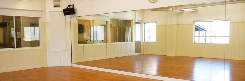 Aスタジオ - ドットカラーダンススタジオ