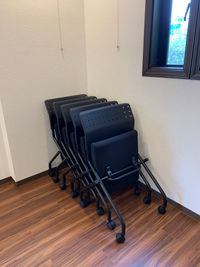 折りたたみ椅子２０脚
 - アートギャラリー　チェリー成城 アートギャラリーの設備の写真