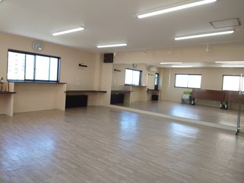 駅チカ！ダンス/会議/セミナー/研修/ママ会/パーティー/ヨガ/同窓会などに…鏡あり！レッスンスペースにも！ - PHOENIX  ACADEMY