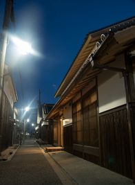 夜間は特に静寂な落ち着きのある雰囲気になります。 - 町屋　河京富月 町屋河京富月の外観の写真