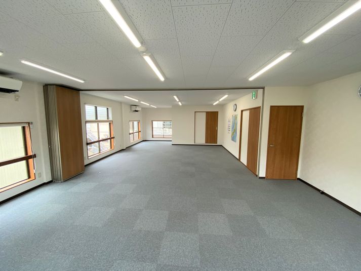 貸し会議室 - よこすか研修センター