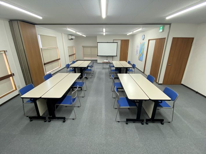 貸し会議室 - よこすか研修センター