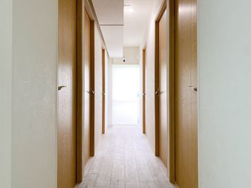 Colormell（カラメル）町田東口店 A室 - ウッド［〜6名］のその他の写真