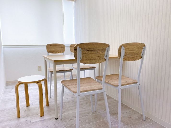 E室 - ストライプ［〜4名］ - Colormell（カラメル）町田東口店