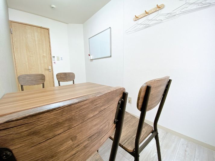 F室 - グレー［〜4名］ - Colormell（カラメル）町田東口店