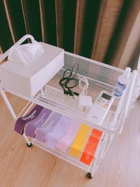 充電器、ゴムチューブなど - Room527 プライベートレンタルサロンの設備の写真