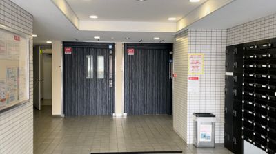 One Room Studio ダンス・トレーニングスタジオの外観の写真
