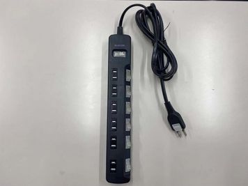 電源タップ　　（ELECOM製） - よこすか研修センター 貸し会議室2の設備の写真