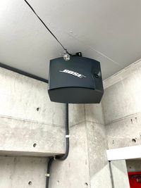 スピーカーは2つございます。 - THE DOJO GYM (STUDIO)［中野店］ 24時間レンタルスタジオ | ダンス | 多目的スペース の設備の写真