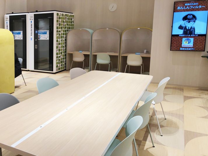 70-02 - テレキューブ d garden東梅田店（ドコモショップ東梅田店）