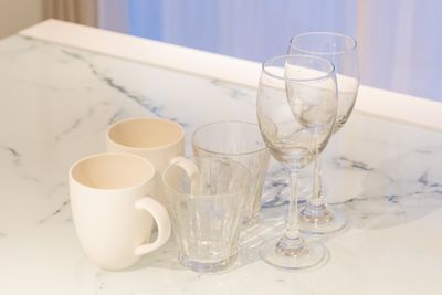各種グラス、コップもご用意があります。 - feel Asakusa STAY 301レンタルルームの設備の写真