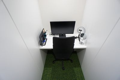 【ODAKYU RENTAL SPACE 本厚木】 個室Bの室内の写真