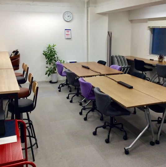大きめの個室です。 - StartupSide Kyoto（旧オギャーズ御池） C室の室内の写真