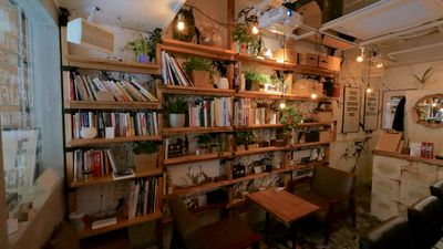 配信バーSHIBUYA+BAr 飲食貸出プラン 渋谷の秘密基地の室内の写真