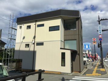 ミーティングルーム・カプセル 部屋貸し切りの外観の写真