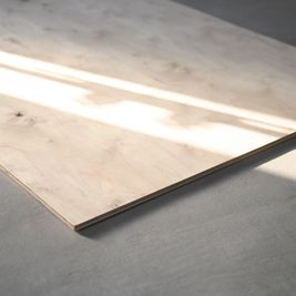 コンパネ３x６板が２枚と３x３板が１枚（常備品） - mo' better（モーベター） フォトスタジオの設備の写真