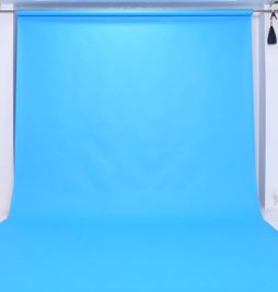 レンタル背景紙
横幅2.7m
水色 - J to J フォトスタジオ レンタルスタジオの設備の写真